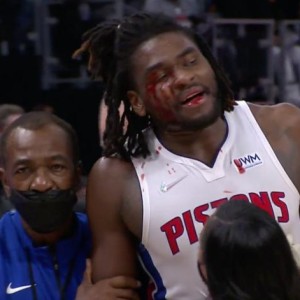 55体育-向詹姆斯发起癫狂的冲刺 斯图尔特真是个恶棍吗？